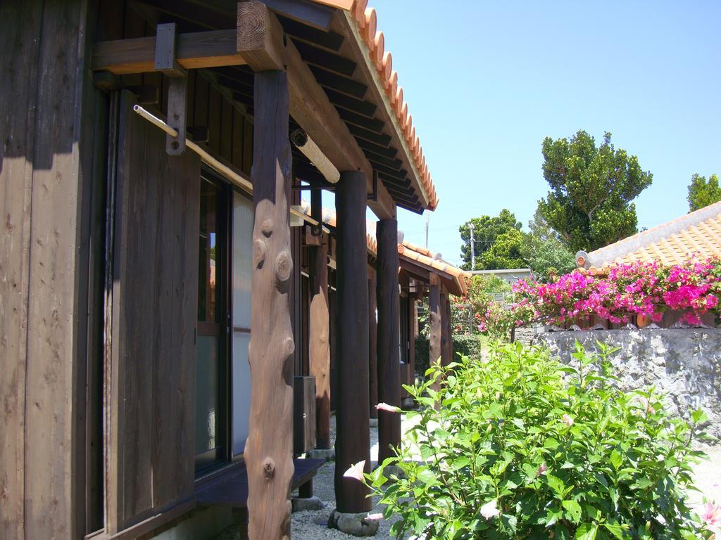 Resort Life Kabira Kawahira Exterior foto